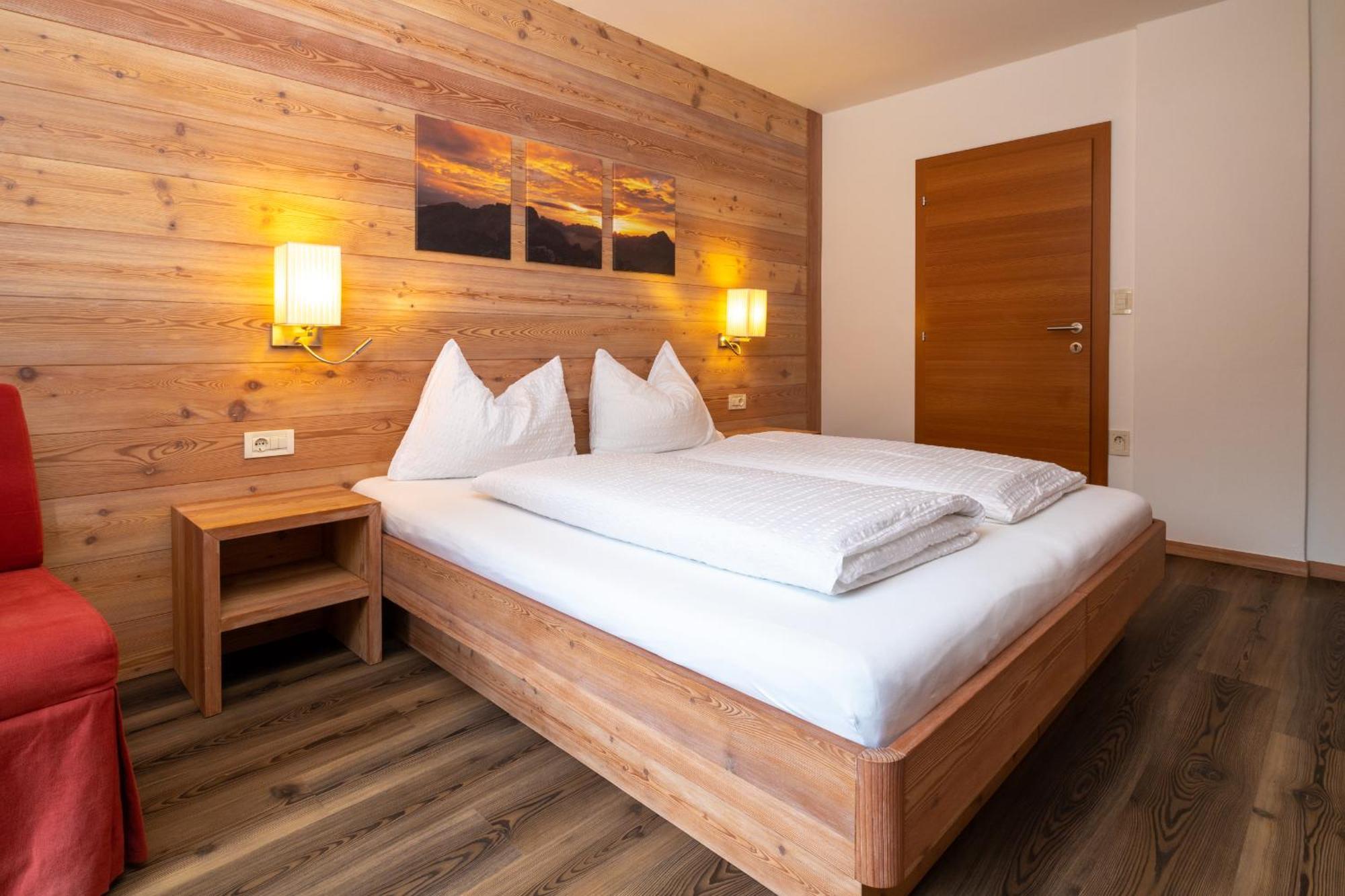 Hotel Pederue San Vigilio Di Marebbe Esterno foto