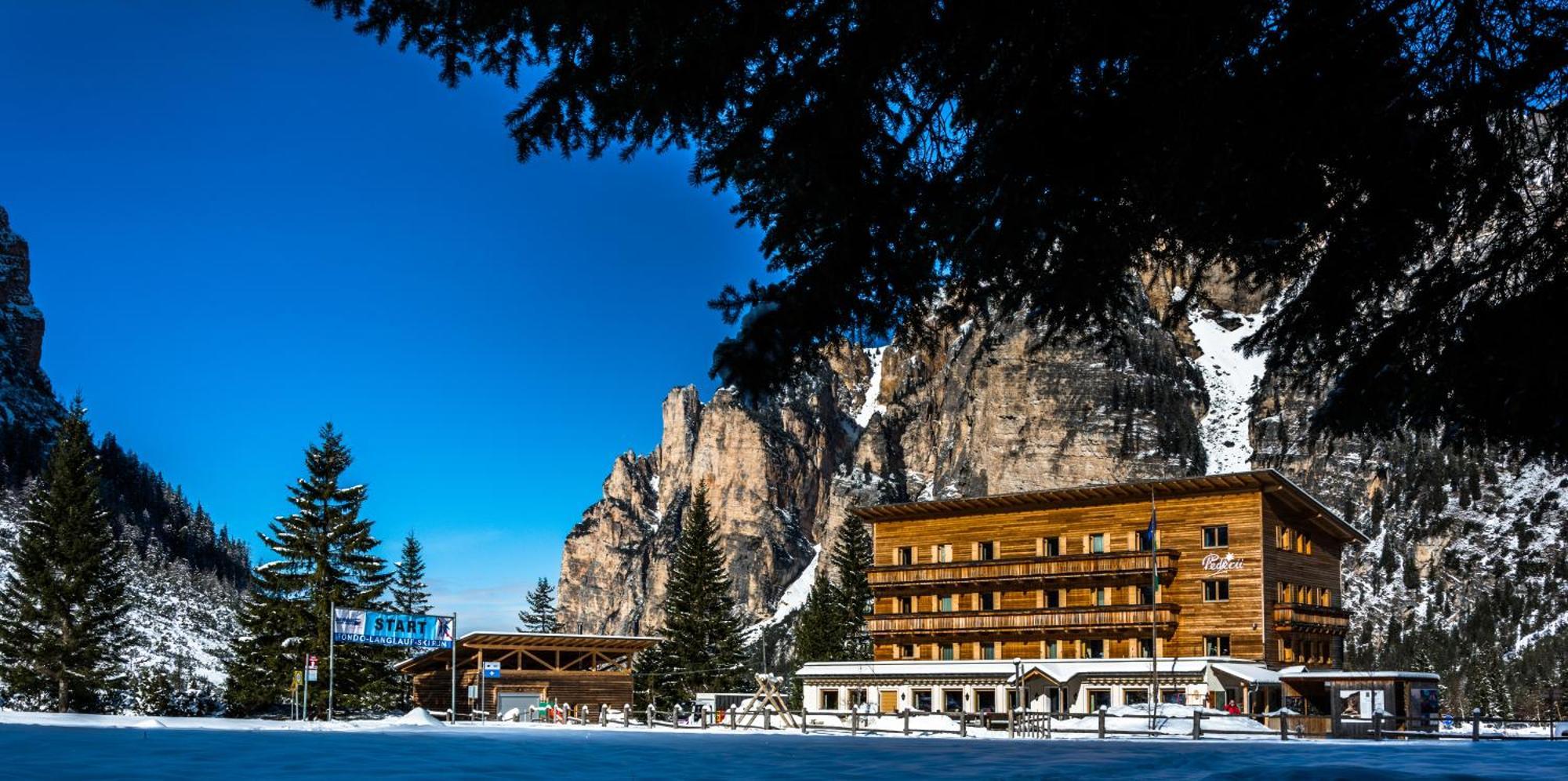 Hotel Pederue San Vigilio Di Marebbe Esterno foto
