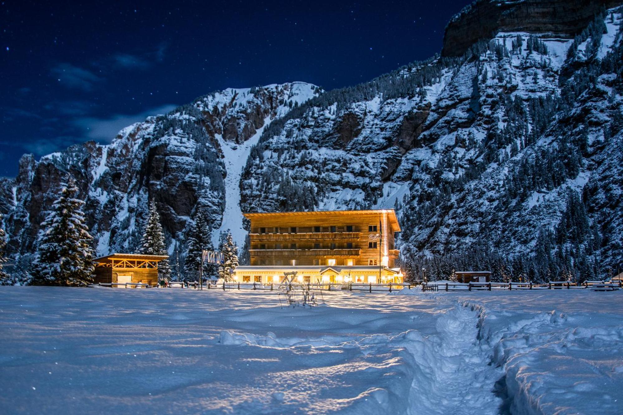 Hotel Pederue San Vigilio Di Marebbe Esterno foto